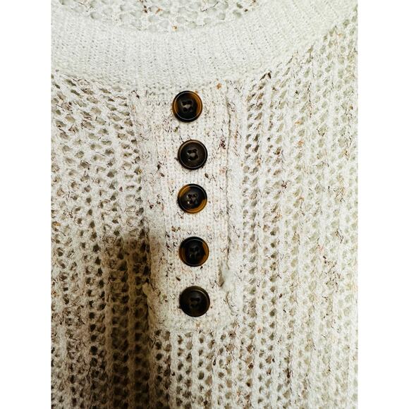 POL Cream Tan Oversized Eyelet Long Sleeves Crewneck Sweater Size Medium - Picture 5 of 7